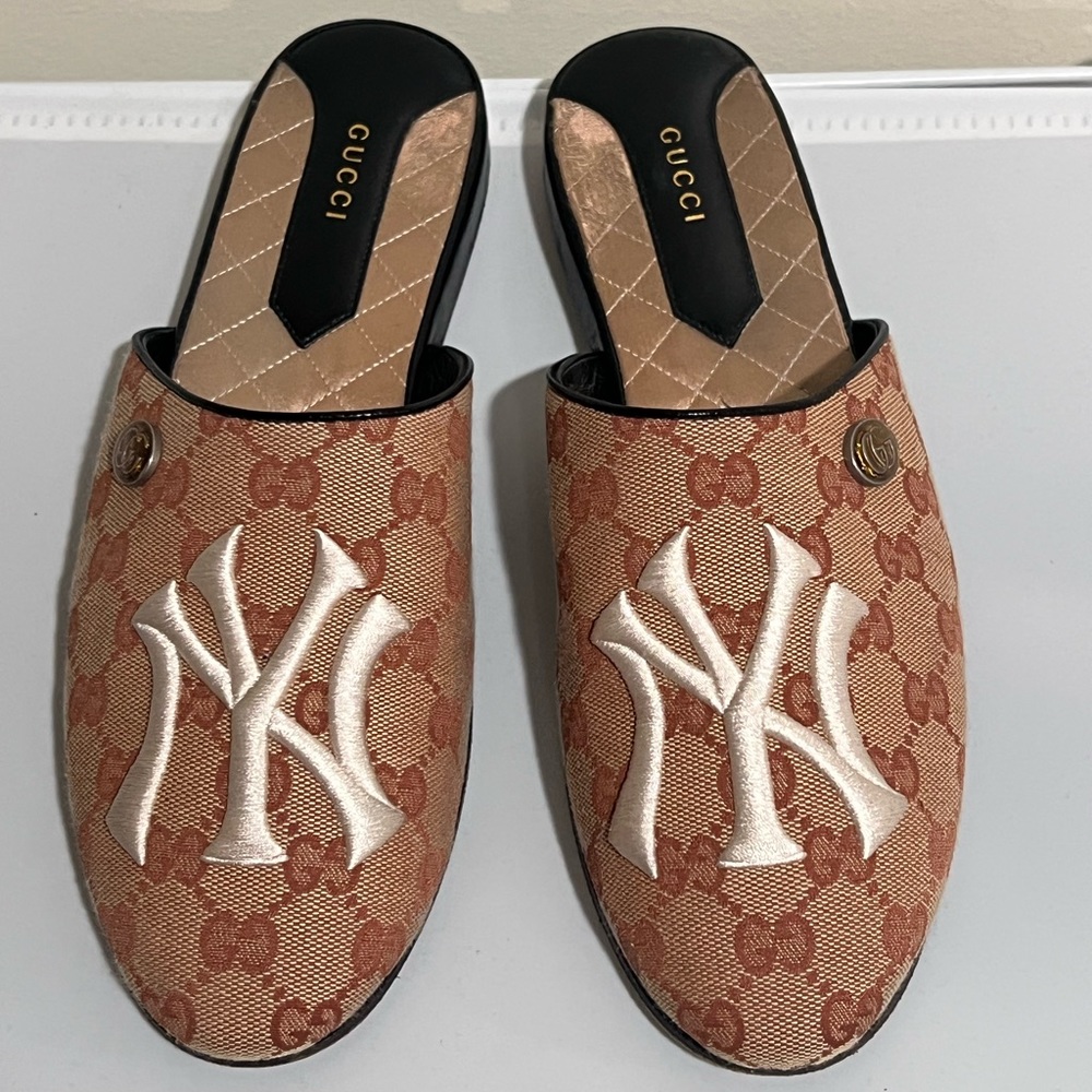 Gucci slipper